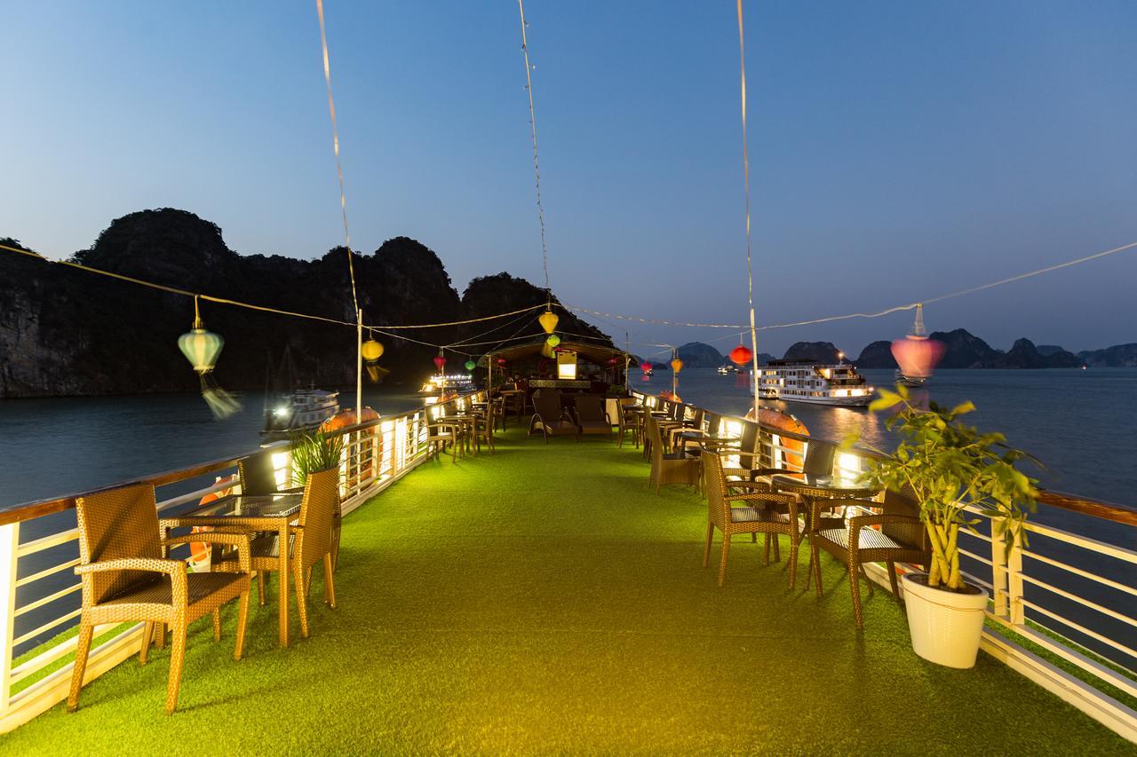 Hotel Halong Paloma Cruise à Hạ Long Extérieur photo