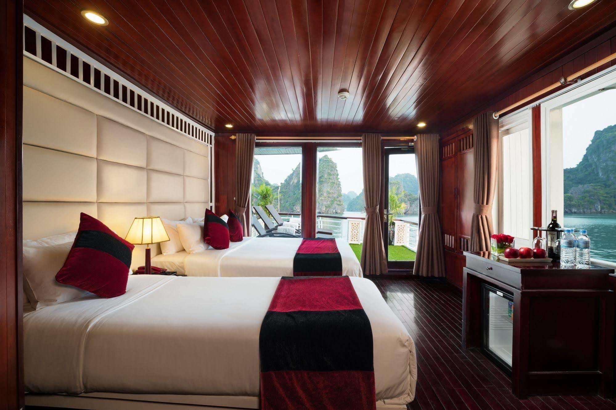 Hotel Halong Paloma Cruise à Hạ Long Extérieur photo